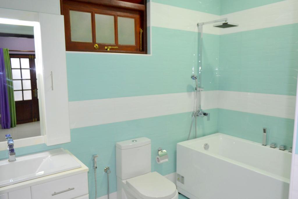 Soha Villa Канди Екстериор снимка