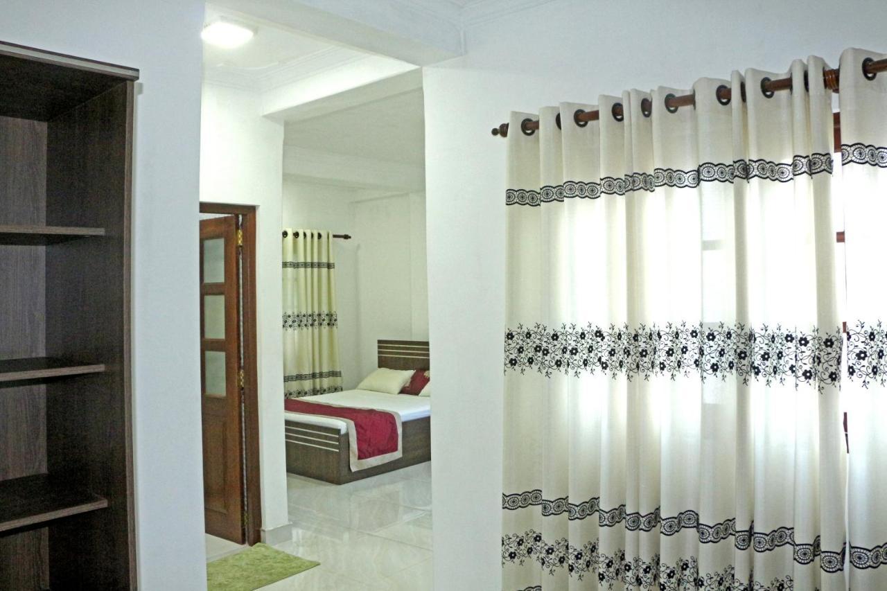 Soha Villa Канди Екстериор снимка
